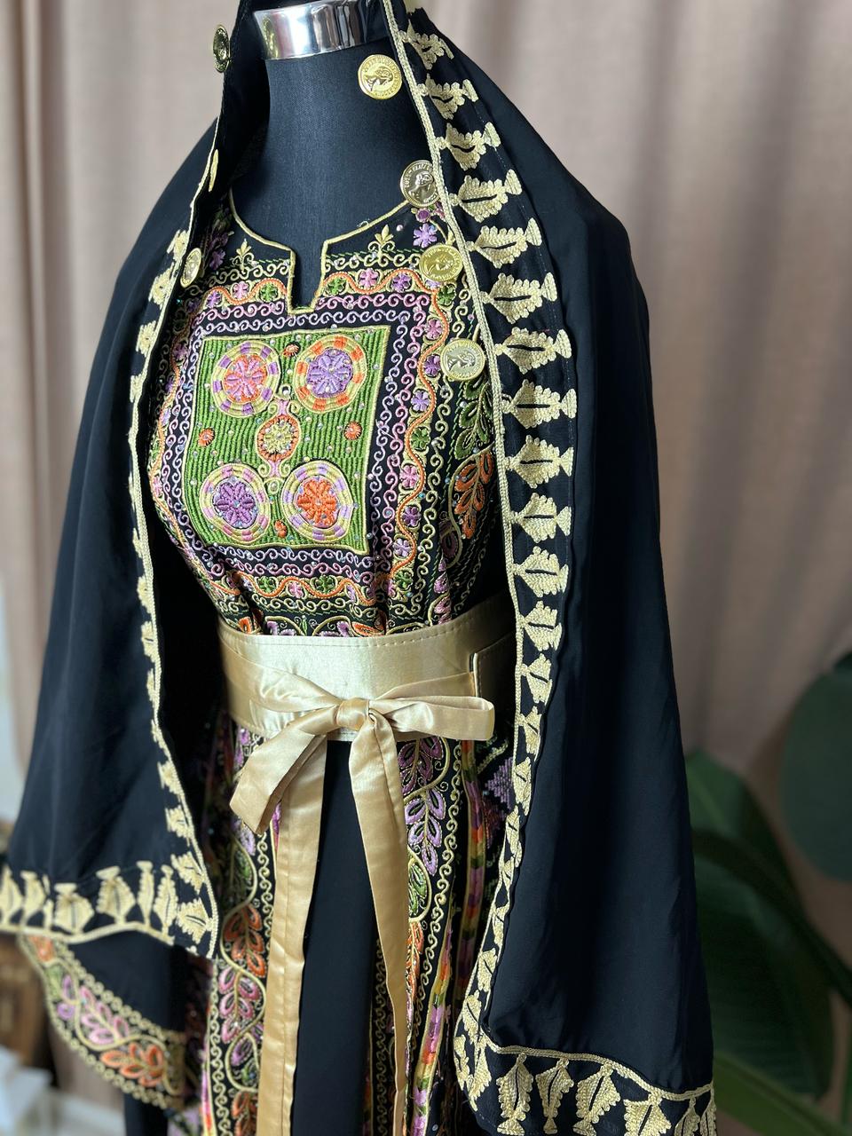 ثوب فلسطيني - اسود